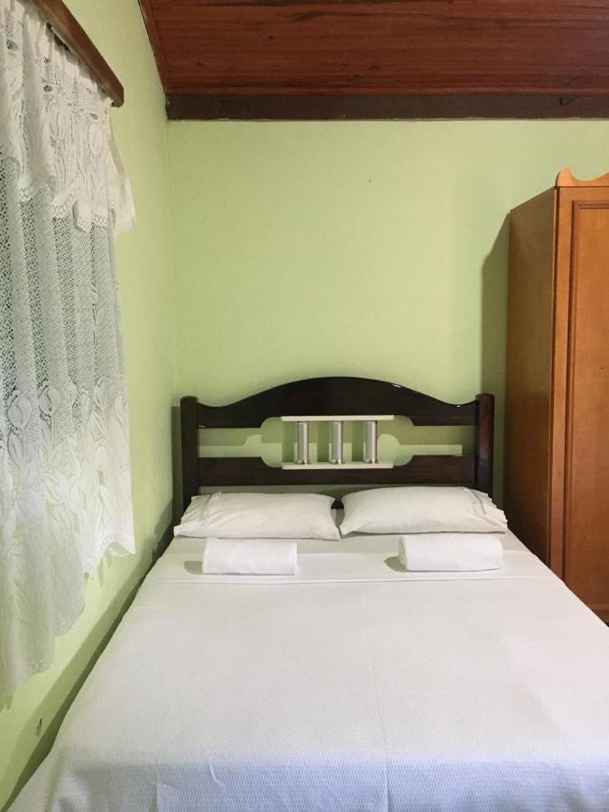 Suites Dona Ilda Pirenópolis Стая снимка